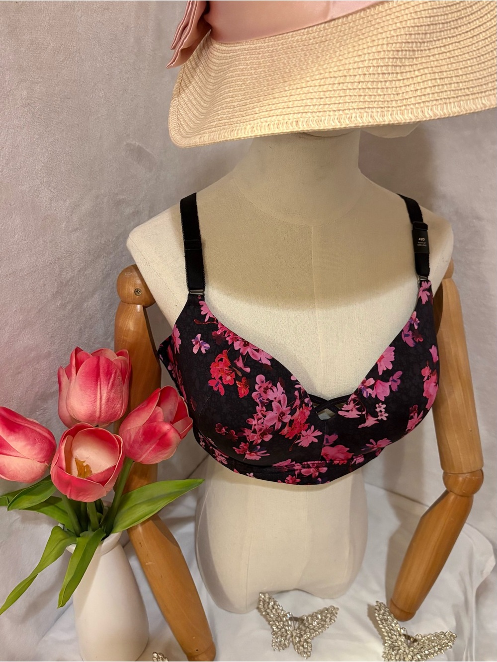 Torrid Curve Floral Full-Coverage Bra in Black with Pink Blossoms